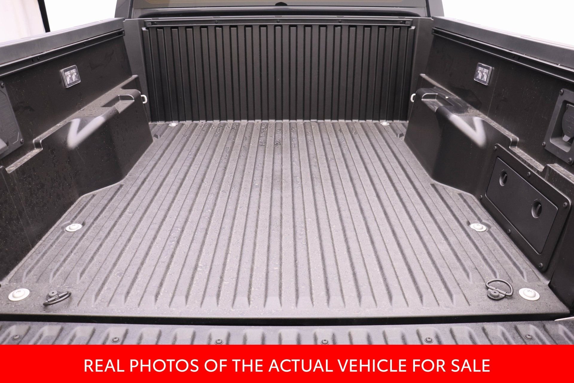 2025 Toyota Tacoma TRD Off Road - Photo 13