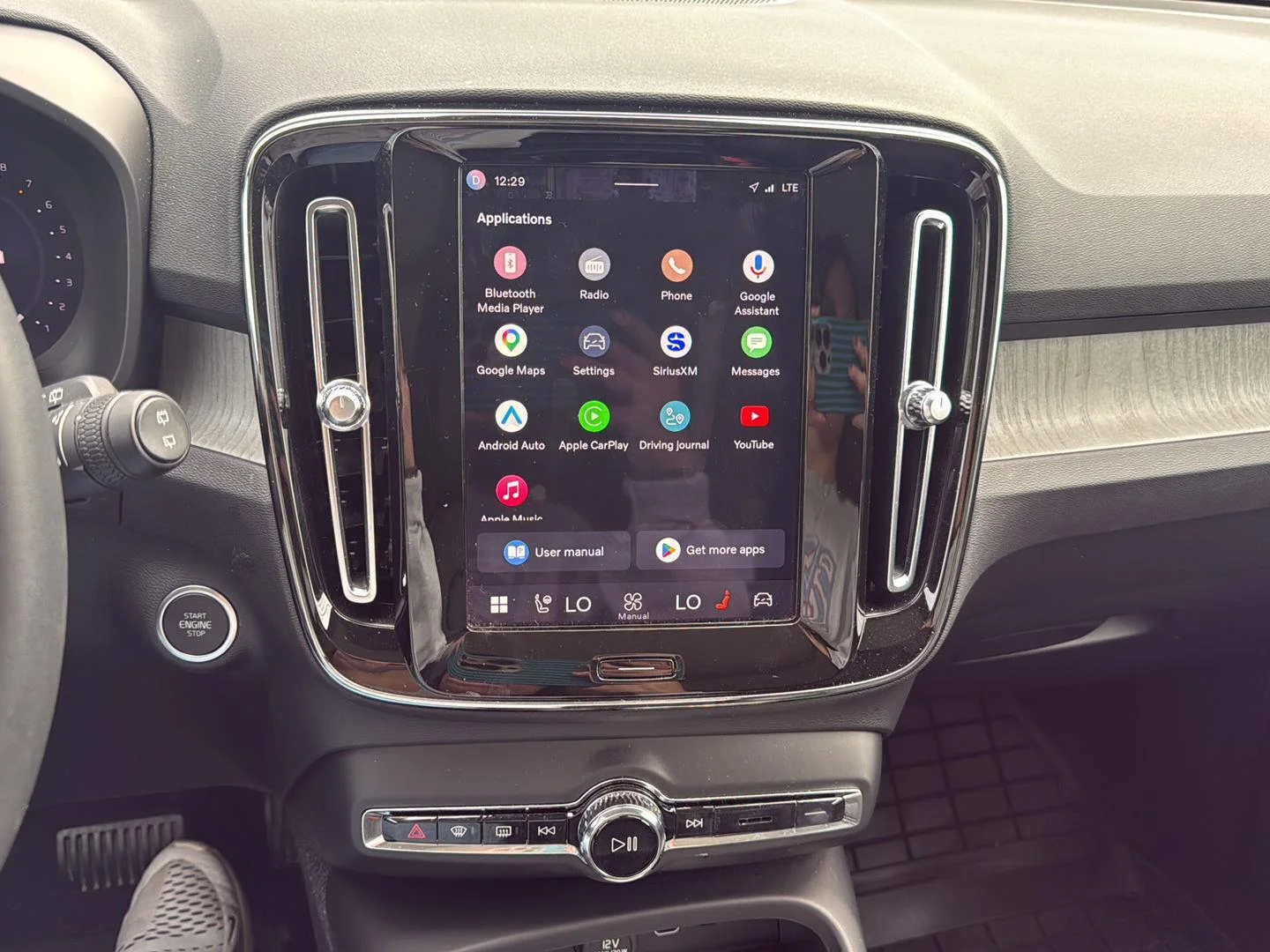 Used 2024 Onyx Black Metallic Volvo Plus Dark Theme image 11