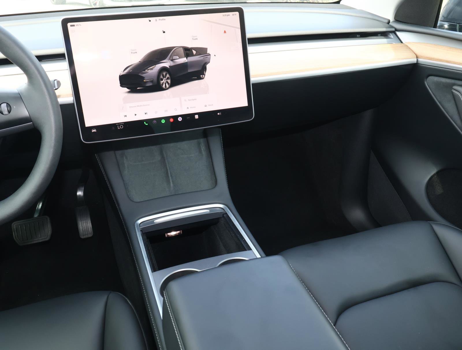 2023 Tesla Model Y Long Range - Photo 10