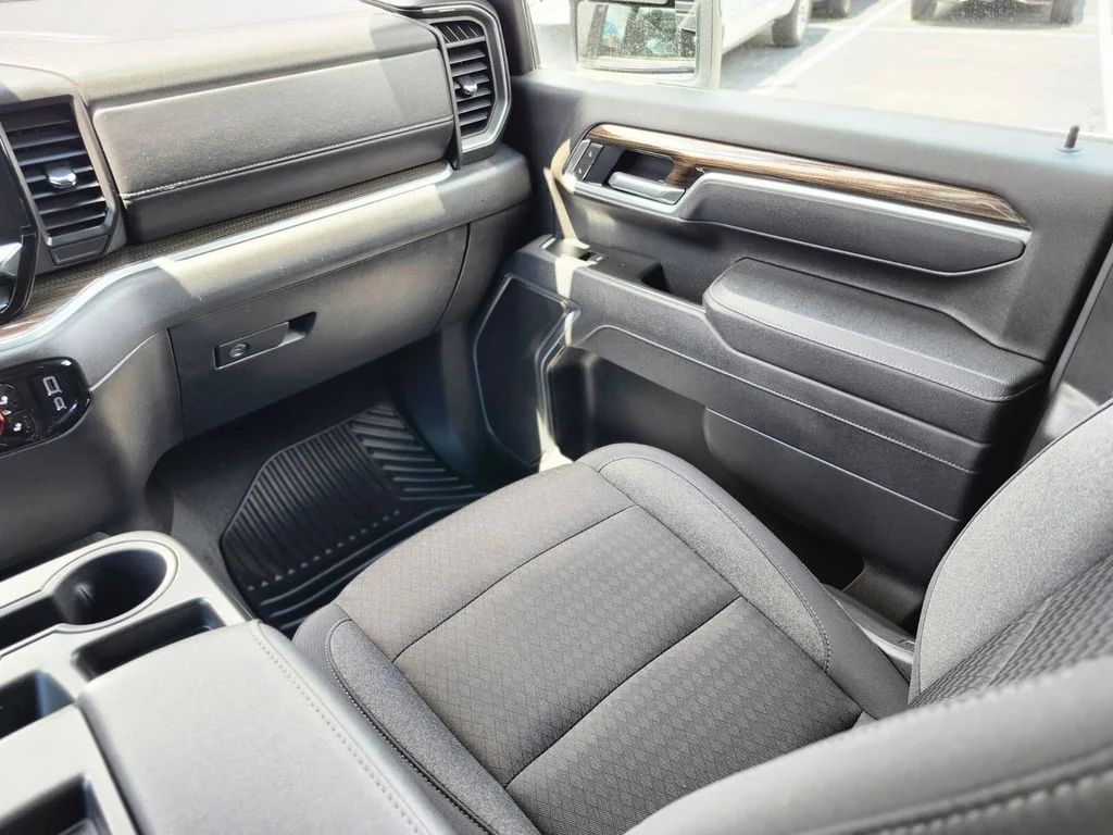 2025 Chevrolet Silverado 2500HD LT - Photo 15