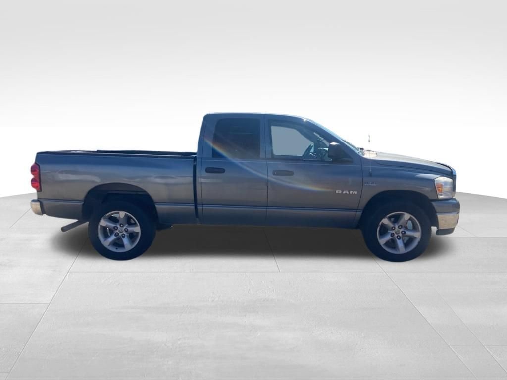 Used 2008 Gray Dodge SLT image 26