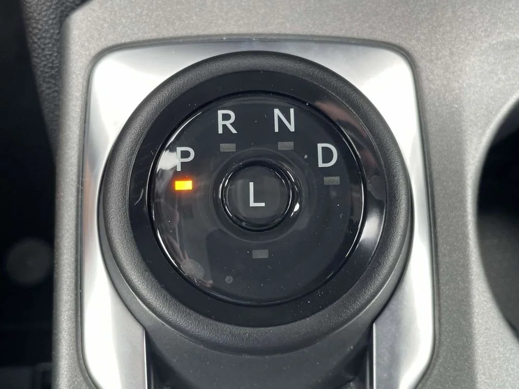 New 2025 Carbonized Gray Metallic Ford Outer Banks® image 17