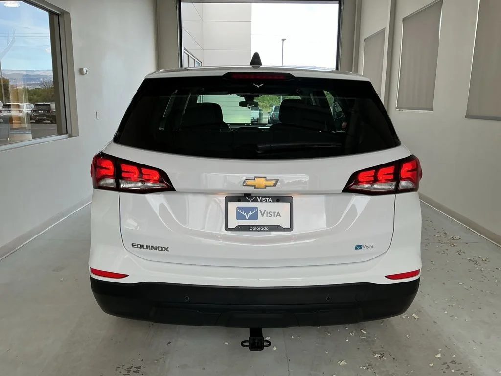 Used 2024 Summit White Chevrolet LS image 10