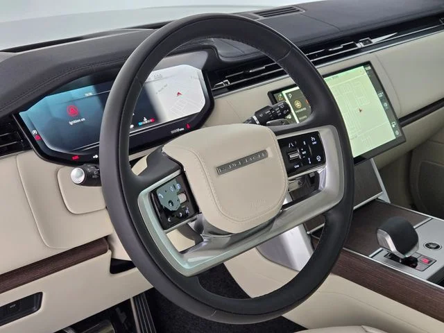 New 2026 Fuji White Land Rover SE image 21