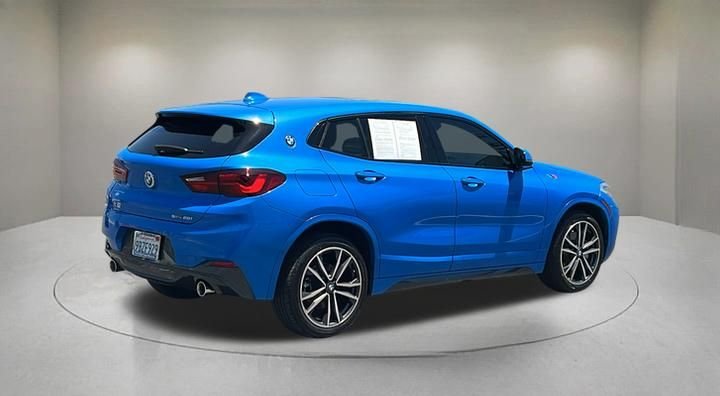 Used 2023 Blue BMW sDrive28i image 5