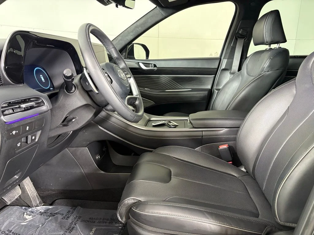 Used 2025 Emerald Hyundai Calligraphy image 21