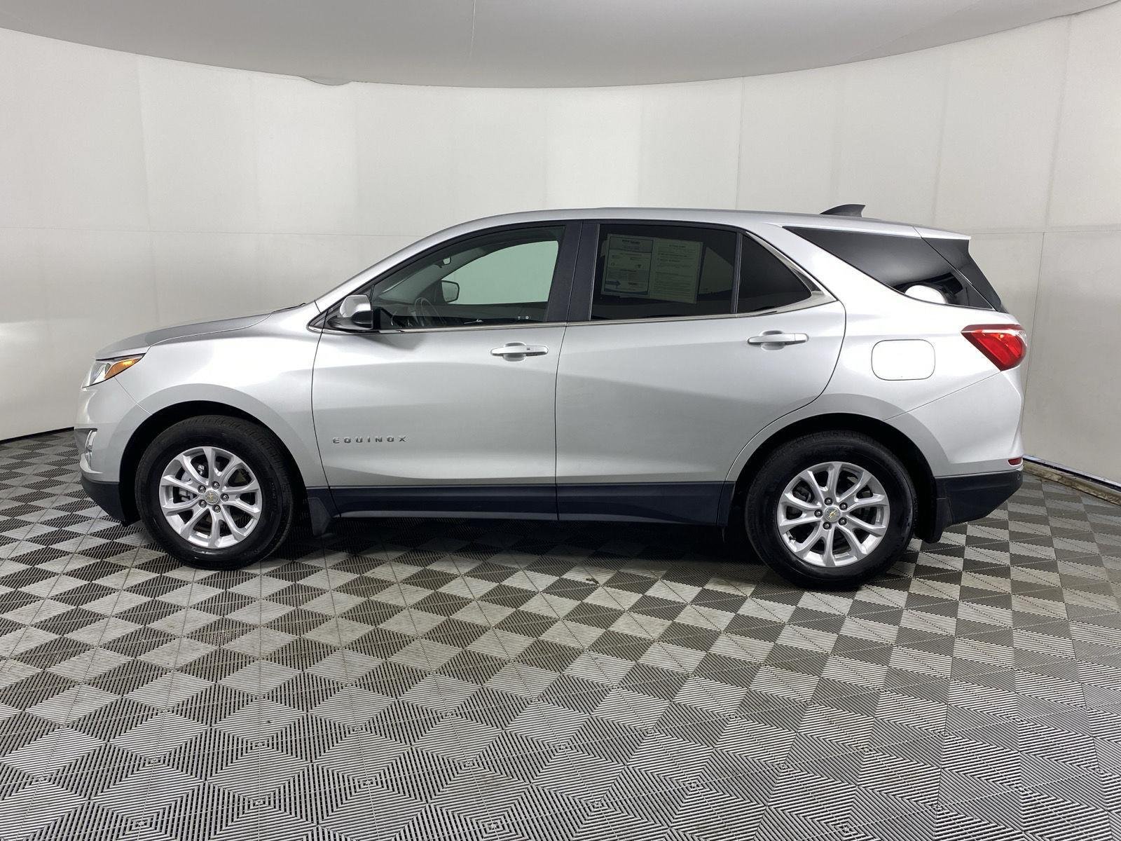 Used 2021 Silver Ice Metallic Chevrolet LT image 4