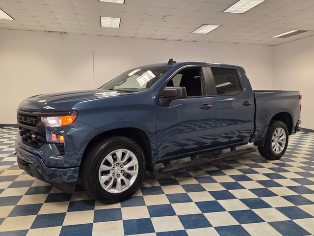 Used 2024 Blue Chevrolet Custom image 3