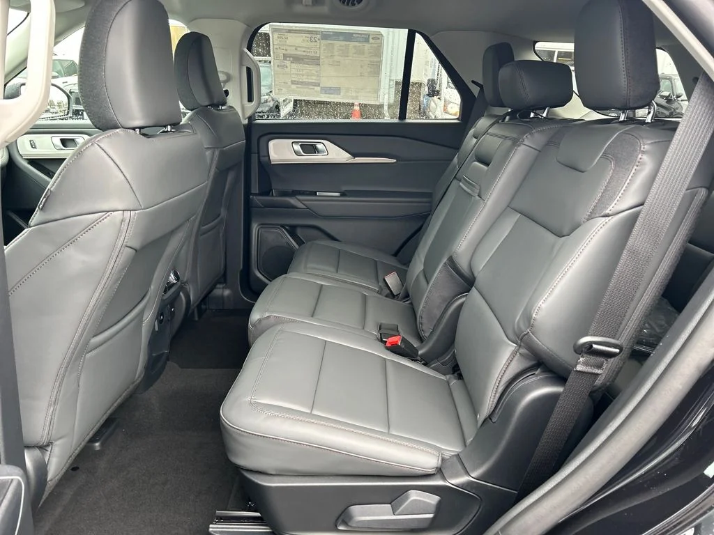 New 2026 Black Ford Active image 29