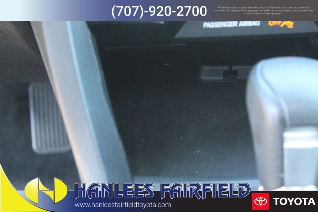 Used 2017  Honda EX image 20