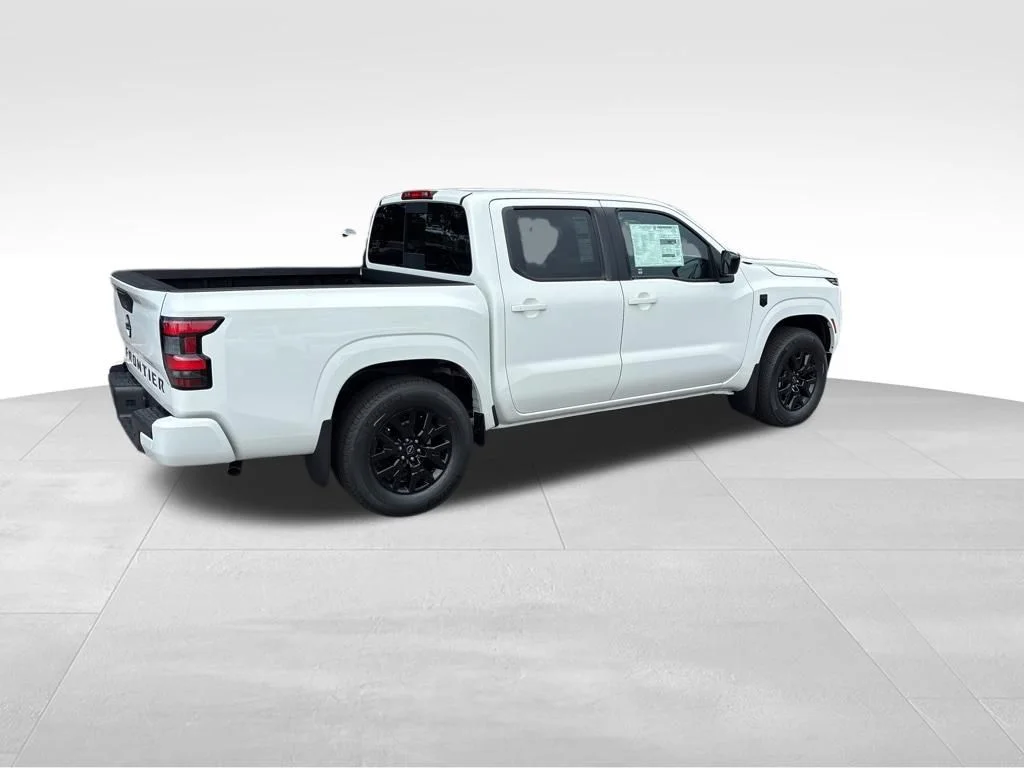 New 2026 Glacier White Nissan Crew Cab SV image 4