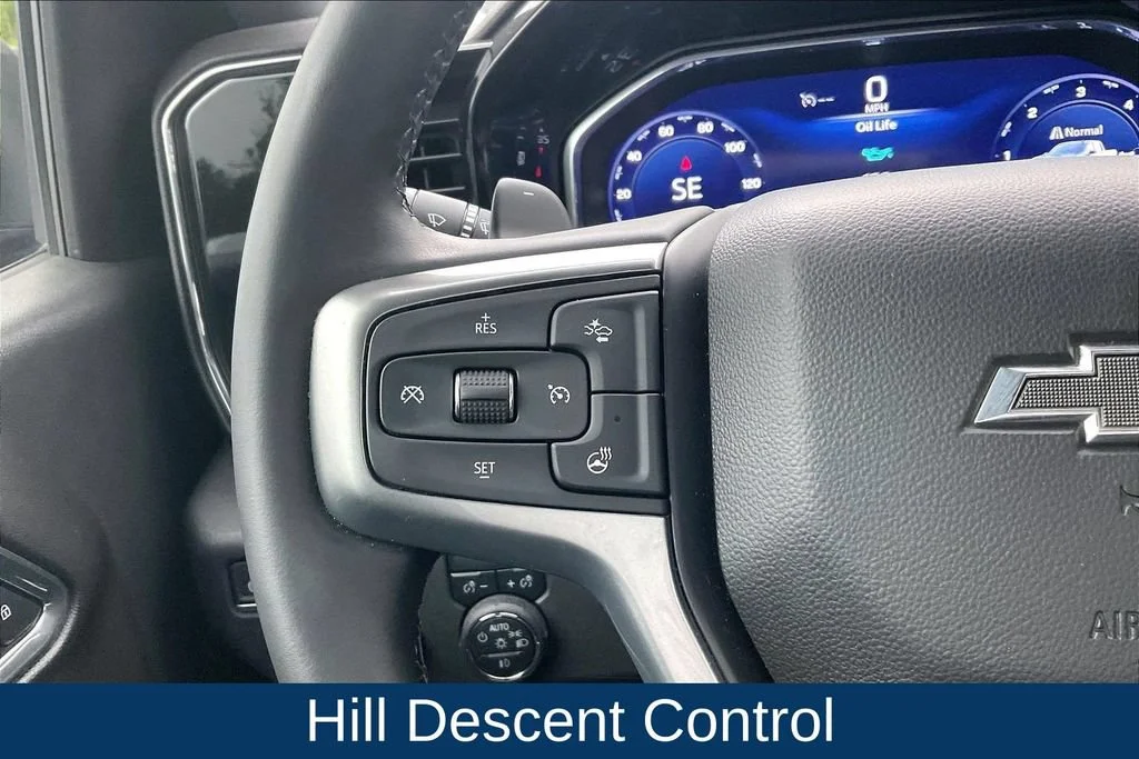 Used 2025 Sterling Gray Metallic Chevrolet LT Trail Boss image 32
