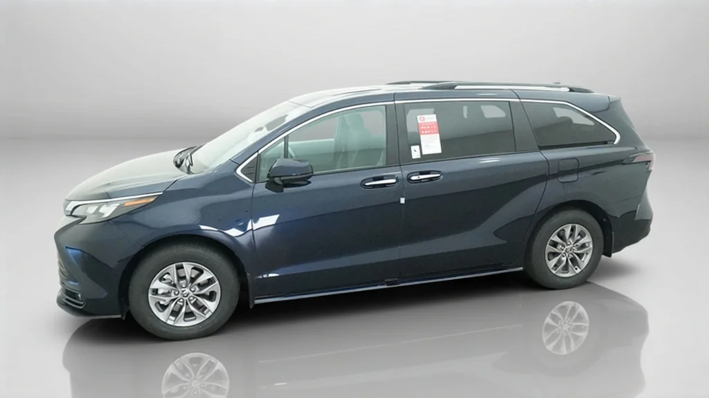 New 2026 Blueprint Toyota XLE image 3