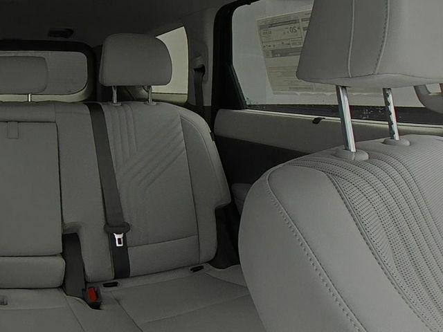 New 2027 Red Hyundai SEL Premium AWD image 39