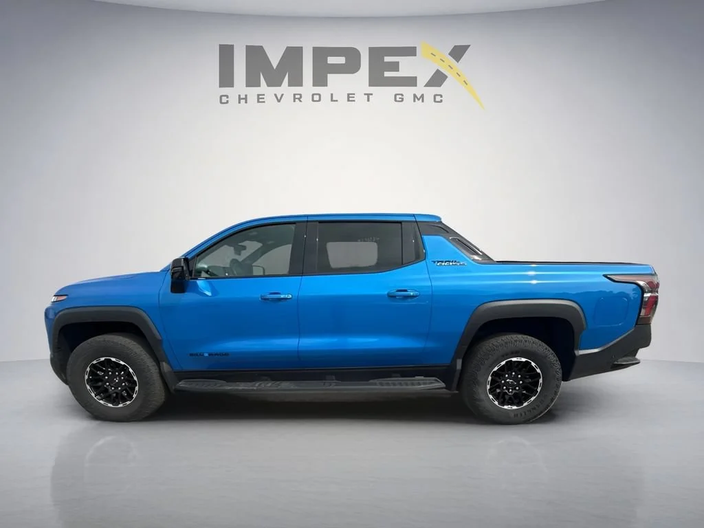 Used 2026 Riptide Blue Metallic Chevrolet Trail Boss - Max Range image 2