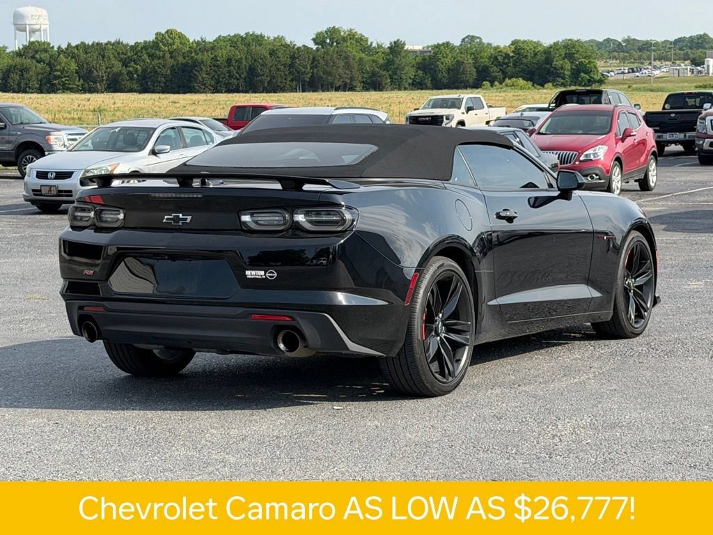Used 2022 BLACK Chevrolet 2LT image 4