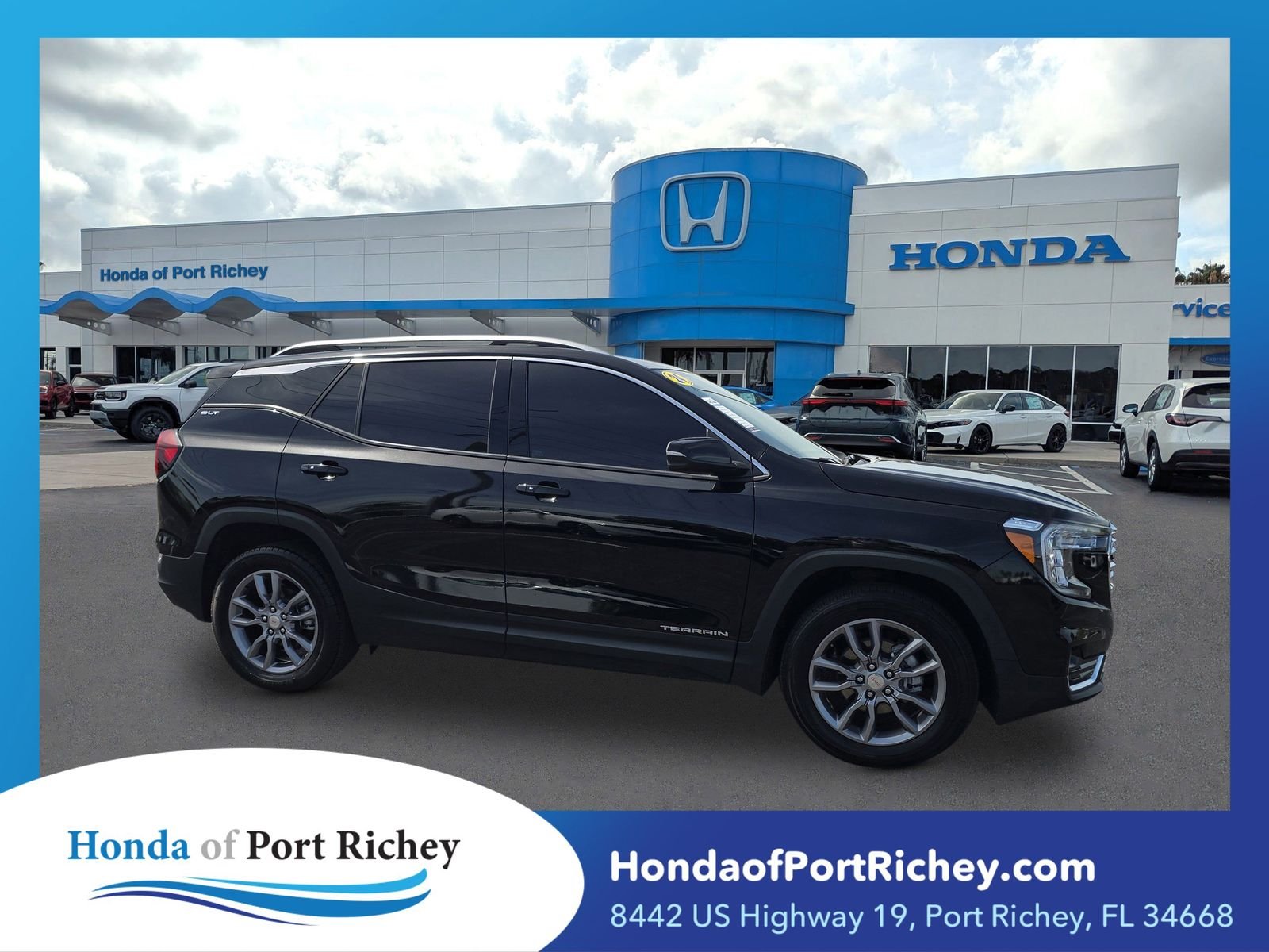 2024 GMC Terrain SLT AWD's photo
