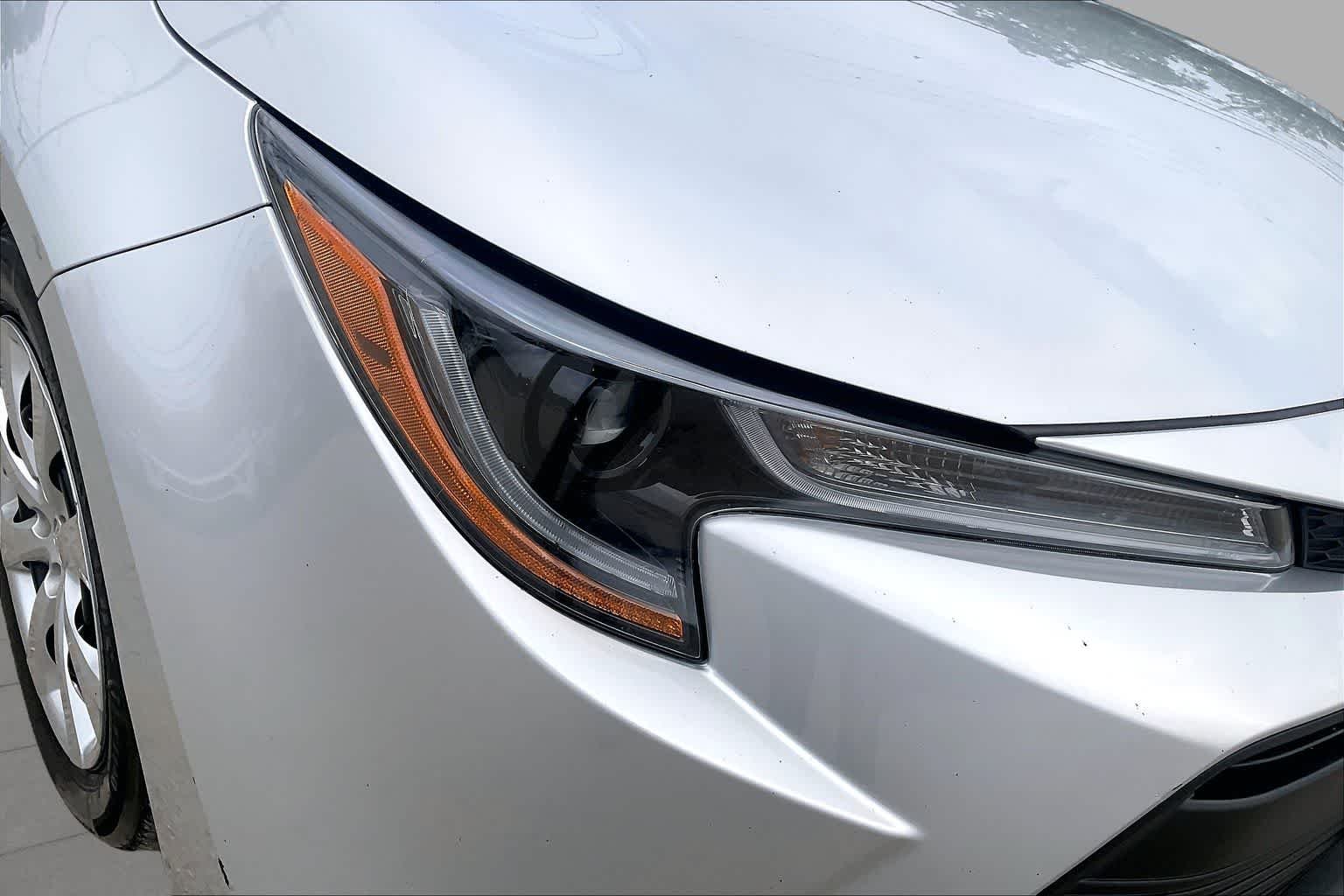 Used 2023 Classic Silver Metallic Toyota LE image 25
