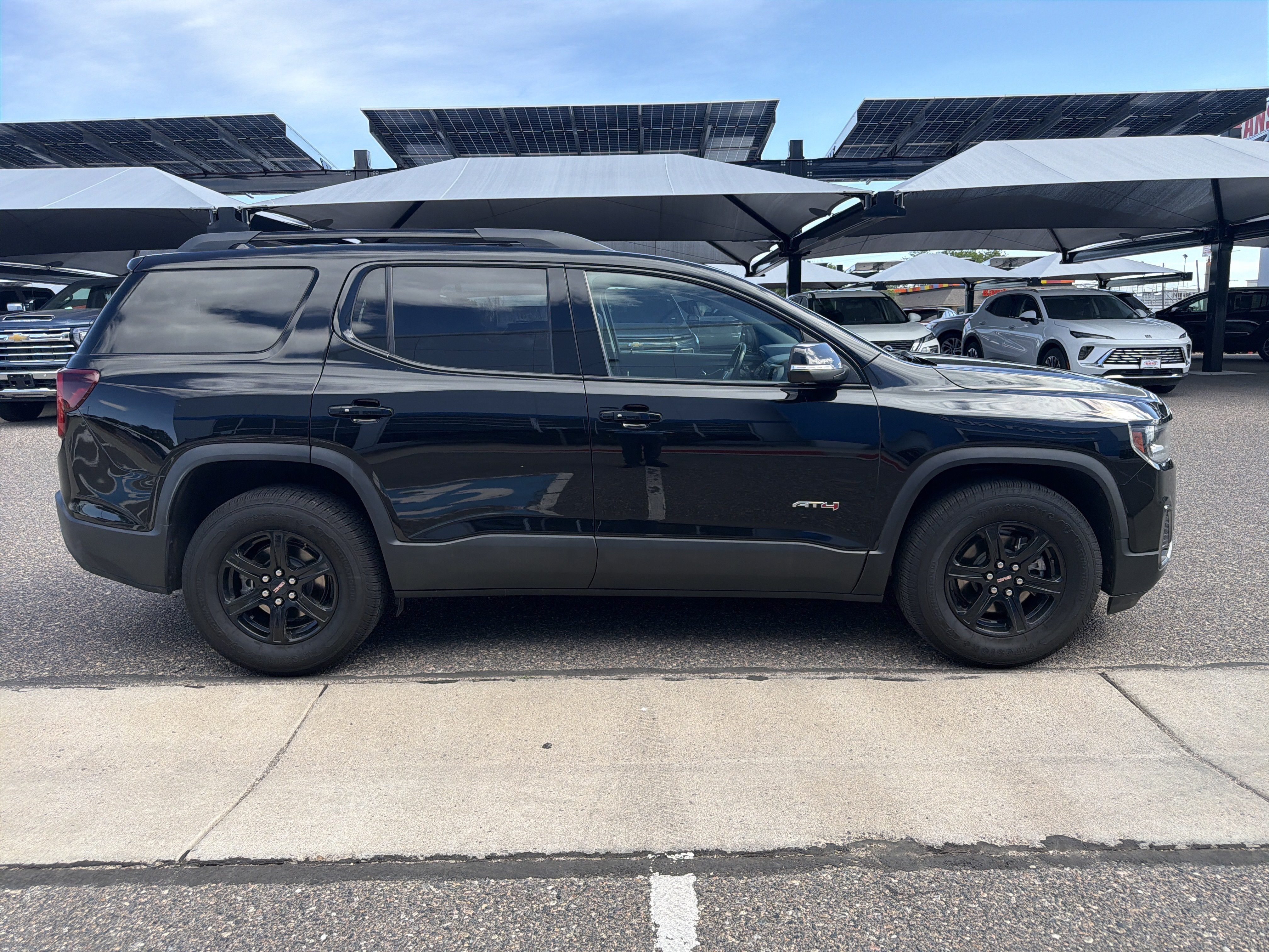 2023 GMC Acadia AT4 - Photo 8