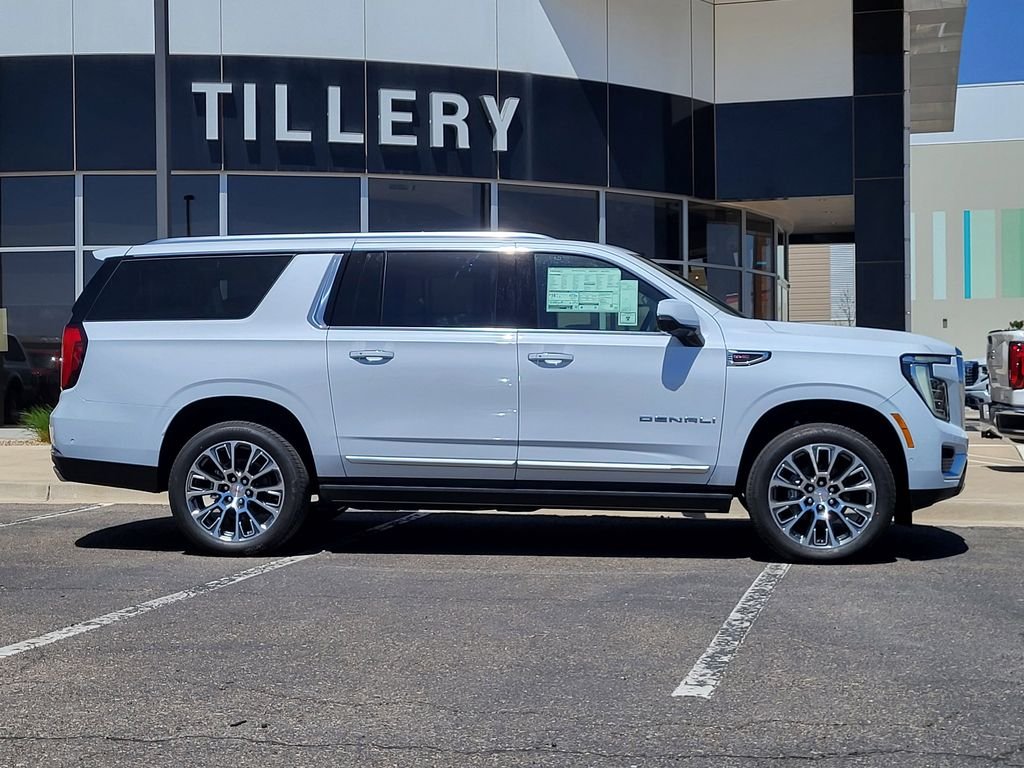 2026 GMC Yukon Denali AWD's photo