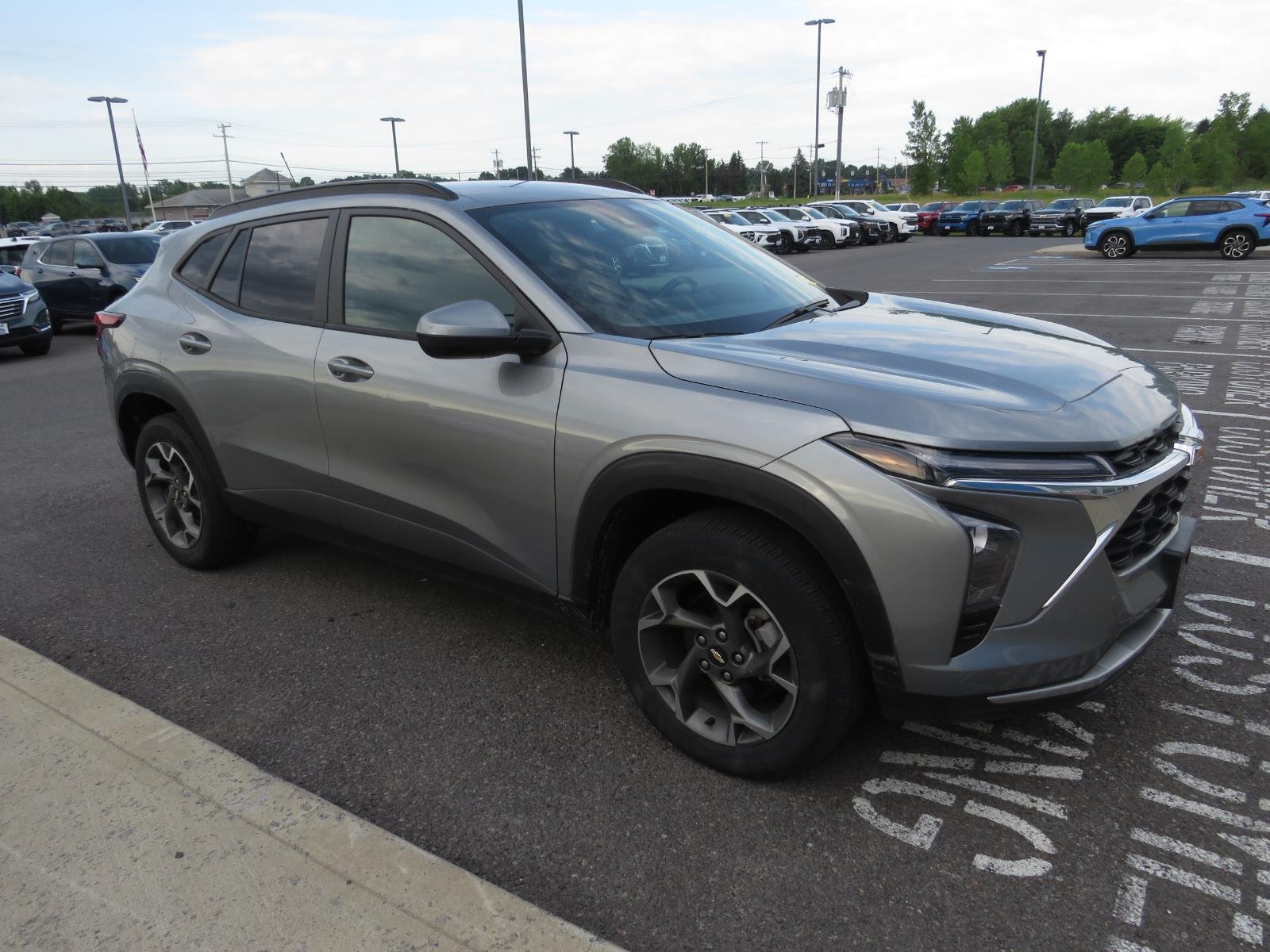 Used 2024 Sterling Gray Metallic Chevrolet LT image 3