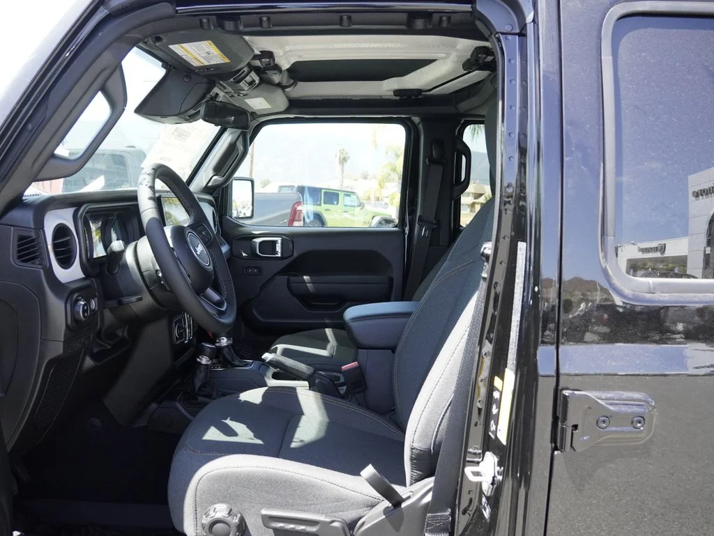 New 2026 Black Clear-Coat Exterior Paint Jeep Sport S image 18