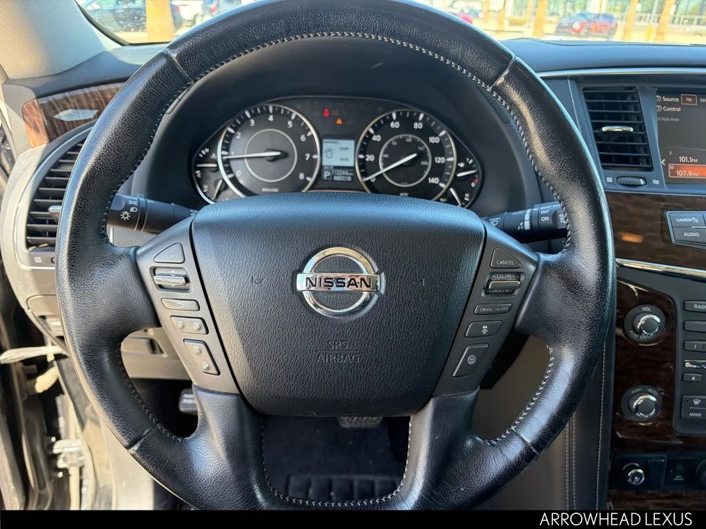 Used 2018 Black Nissan Platinum image 14