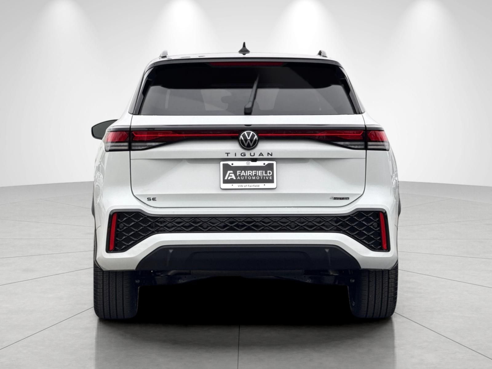 New 2026 Opal White W/Deep Black Roof Volkswagen 2.0T SE R-Line Black image 4