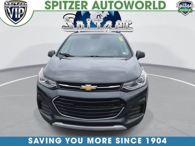 Used 2017 Gray Chevrolet LT image 3