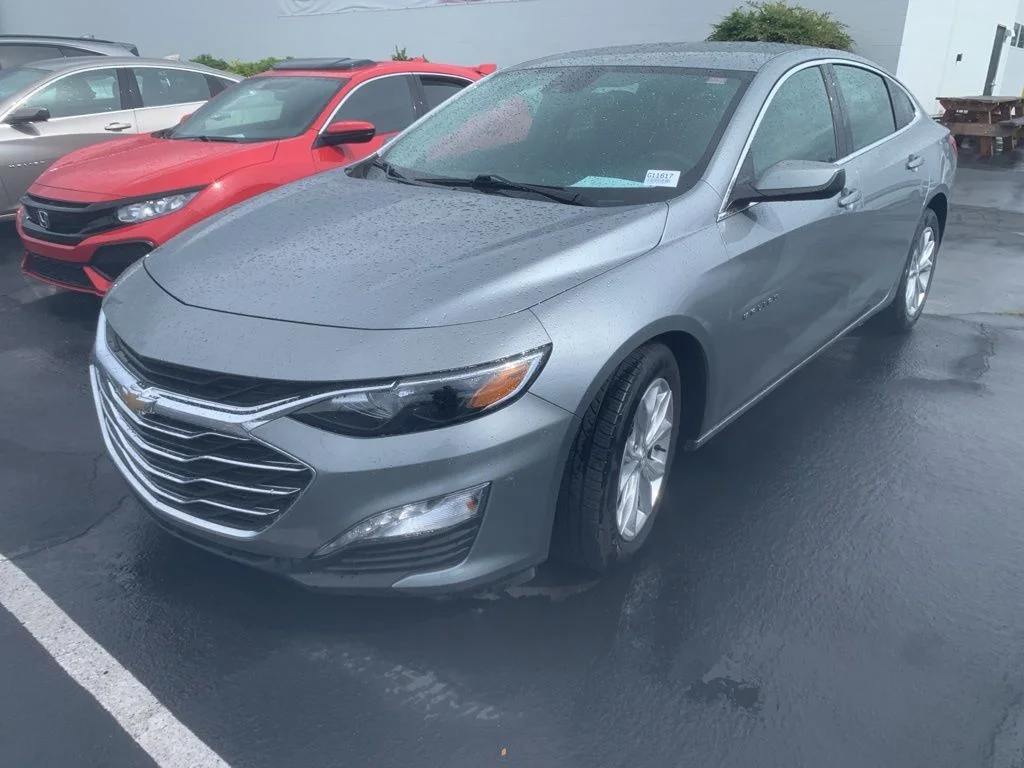 2024 Chevrolet Malibu 1LT's photo