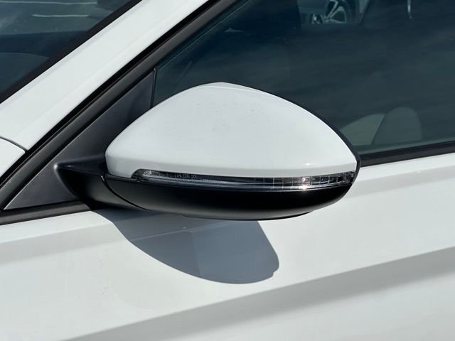 New 2026 Pure White Volkswagen 2.0T Autobahn image 12