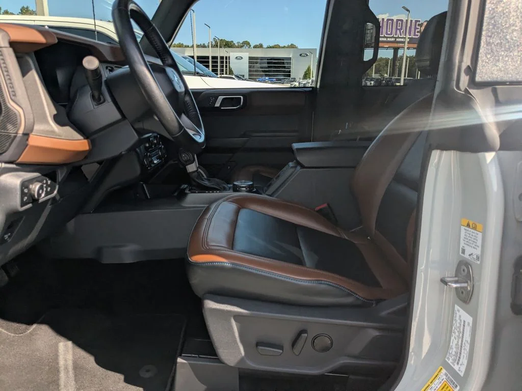 Used 2024 Cactus Green / Gray Ford Outer Banks image 13