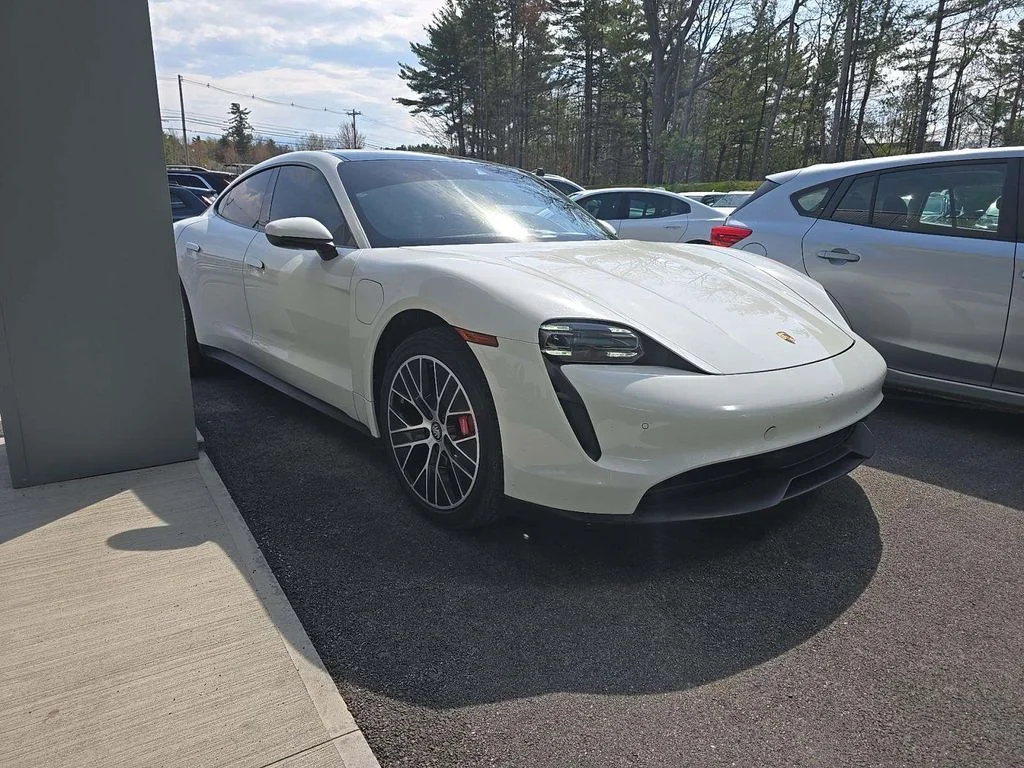 Used 2021 White Porsche 4S image 3