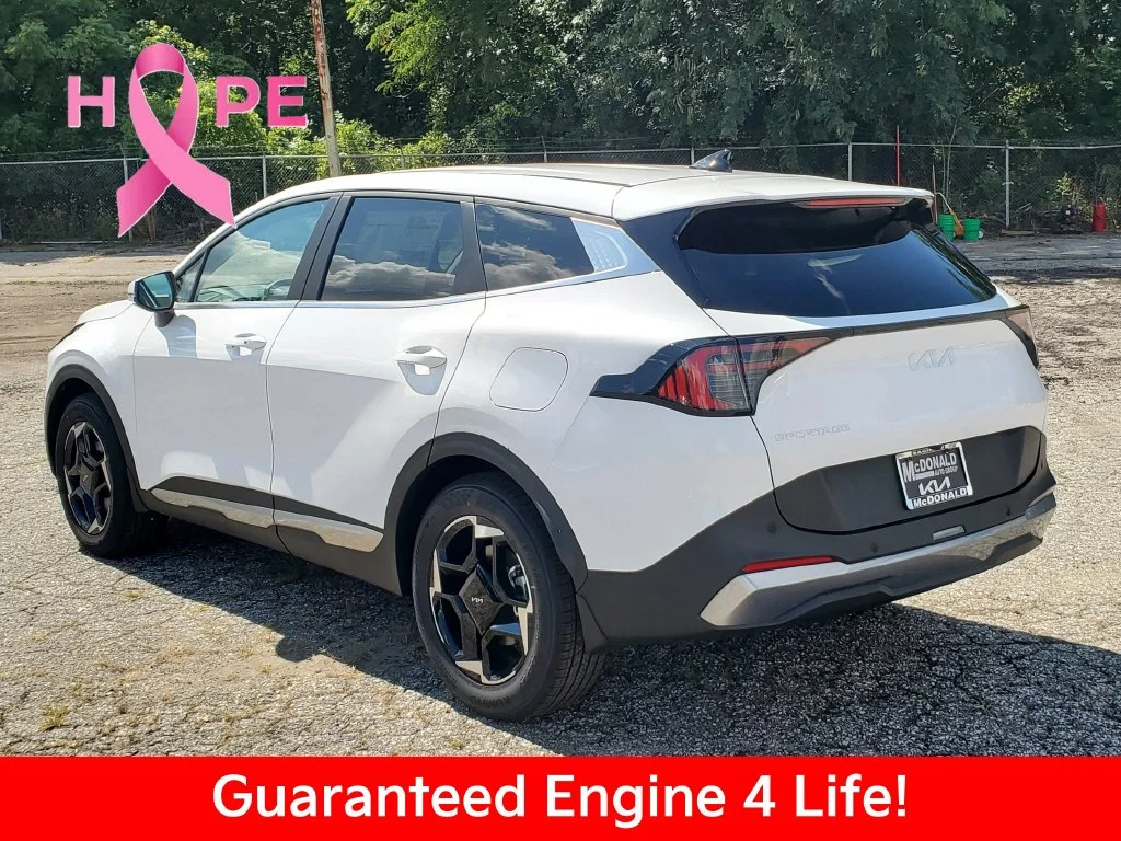 New 2026 Glacial White Pearl Kia EX image 4