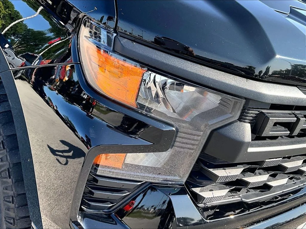 Used 2022 Black Chevrolet Custom Trail Boss image 31
