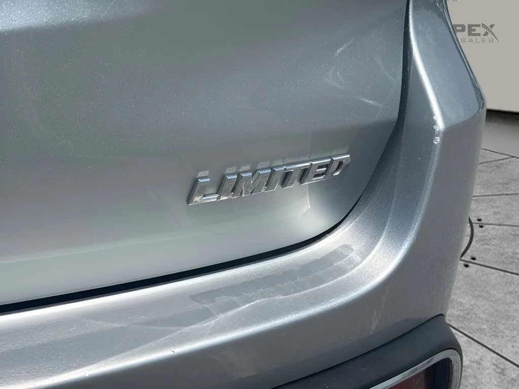 Used 2019 Silver Toyota Limited Platinum image 31