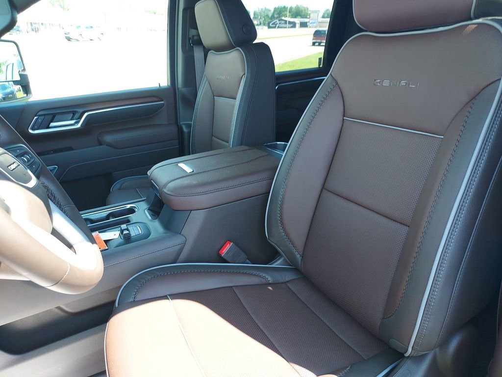 New 2026 Titanium Rush Metallic GMC Denali image 17