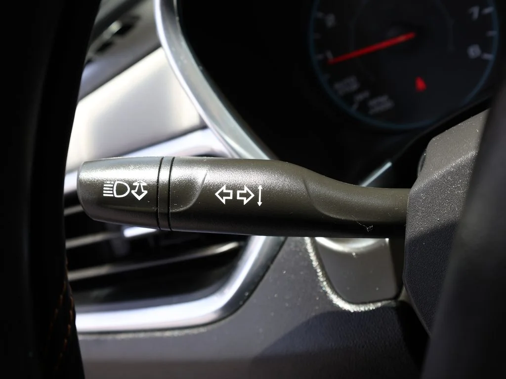 Used 2019 White Chevrolet LS image 32