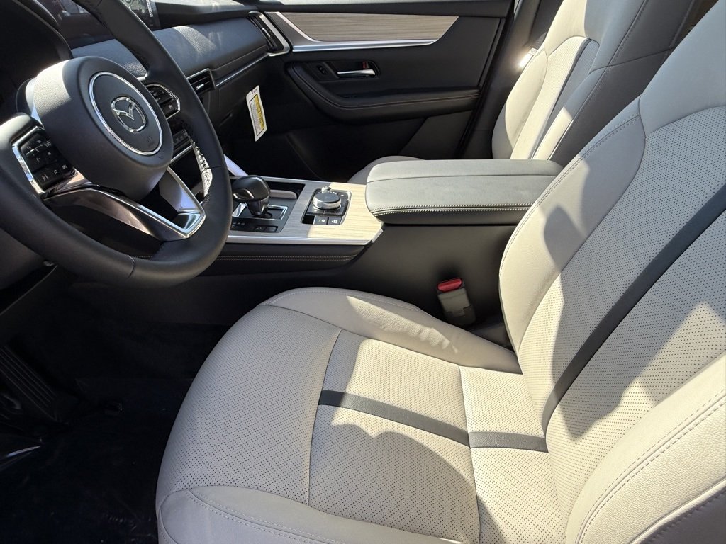 2025 Mazda CX-90 Preferred Package - Photo 9