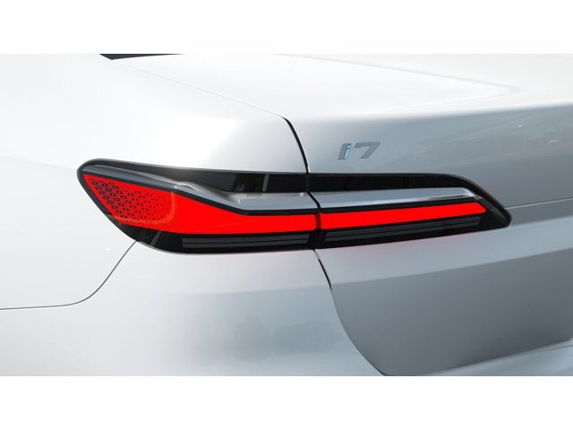 Pre-Owned 2024 BMW I7 EDrive50