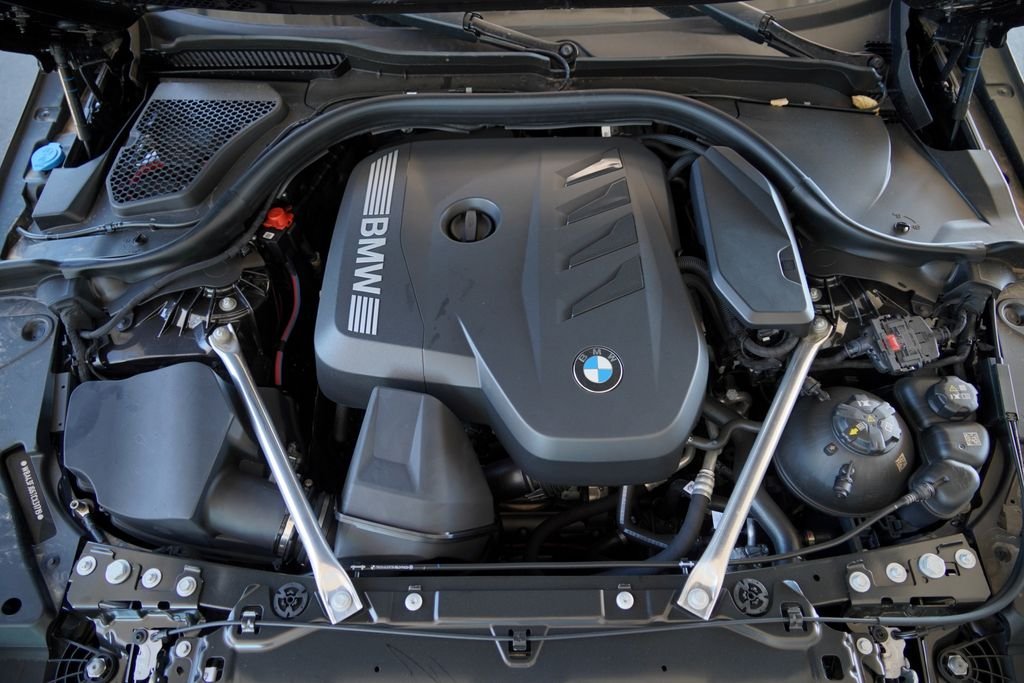 New 2026 Dark Graphite Metallic BMW 530i image 31