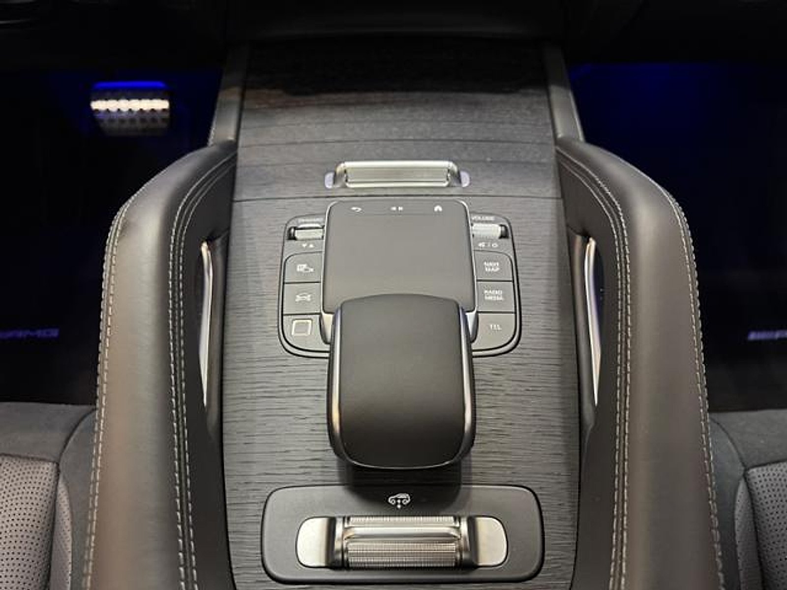 Certified Used 2025 Polar White Mercedes-Benz S 4MATIC®+ image 20