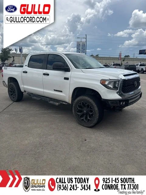 Used 2020 White Toyota SR5 image 7