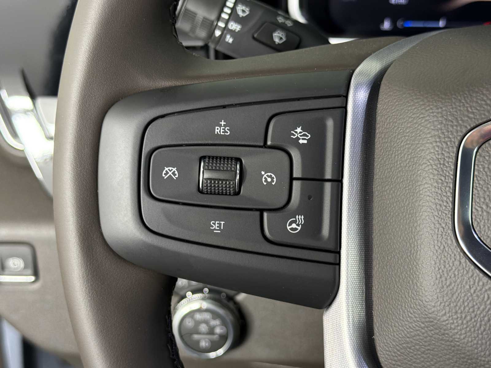 New 2026 Glacier White Tricoat GMC SLT image 24