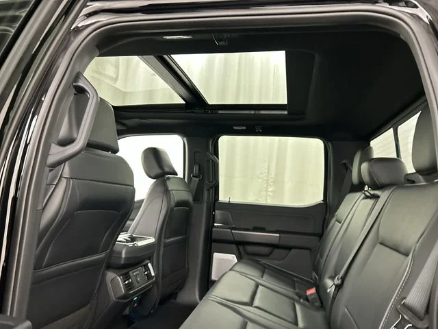 Used 2026  Ford Lariat image 24