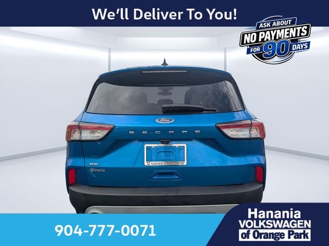 Used 2020 Blue Ford SE image 4