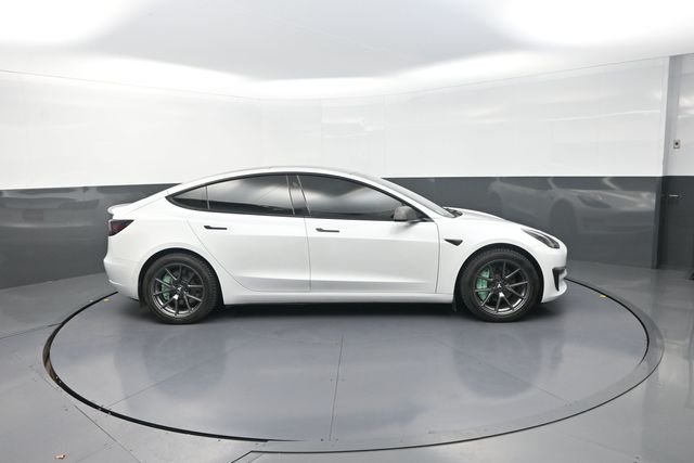 Used 2022  Tesla Long Range image 14
