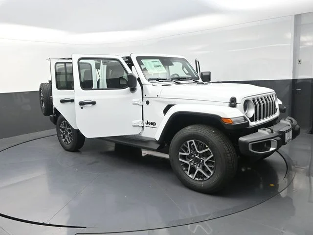 New 2026 Bright White Clear-Coat Exterior Paint Jeep Sahara image 20