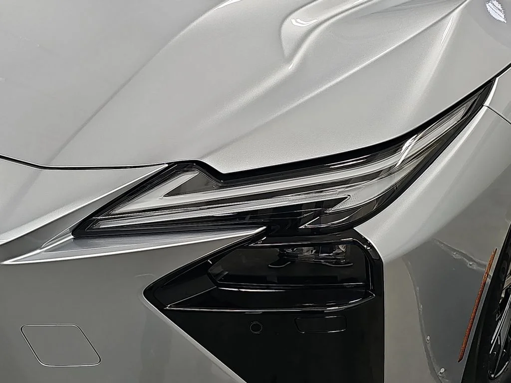 New 2026 Iridium Lexus PREMIUM image 30