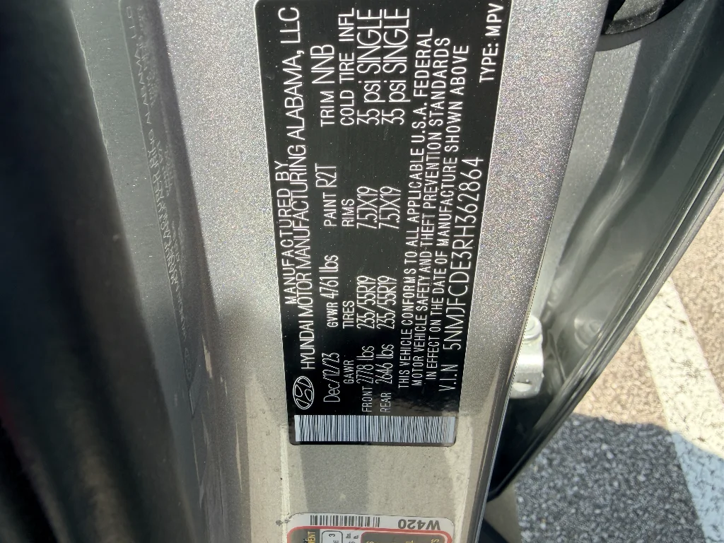 Used 2024 Shimmering Silver Hyundai SEL image 34